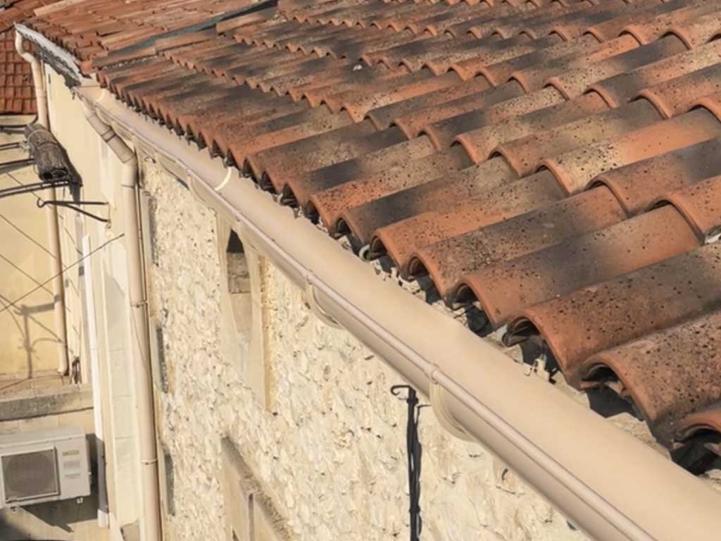 Réparation gouttières